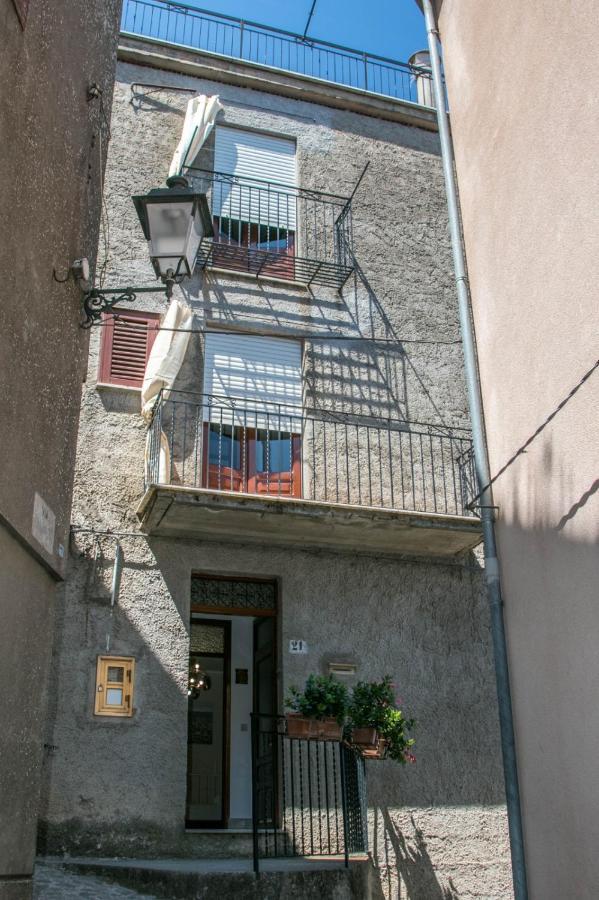 La Casa Della Nonna Villa San Mauro Castelverde Exterior photo